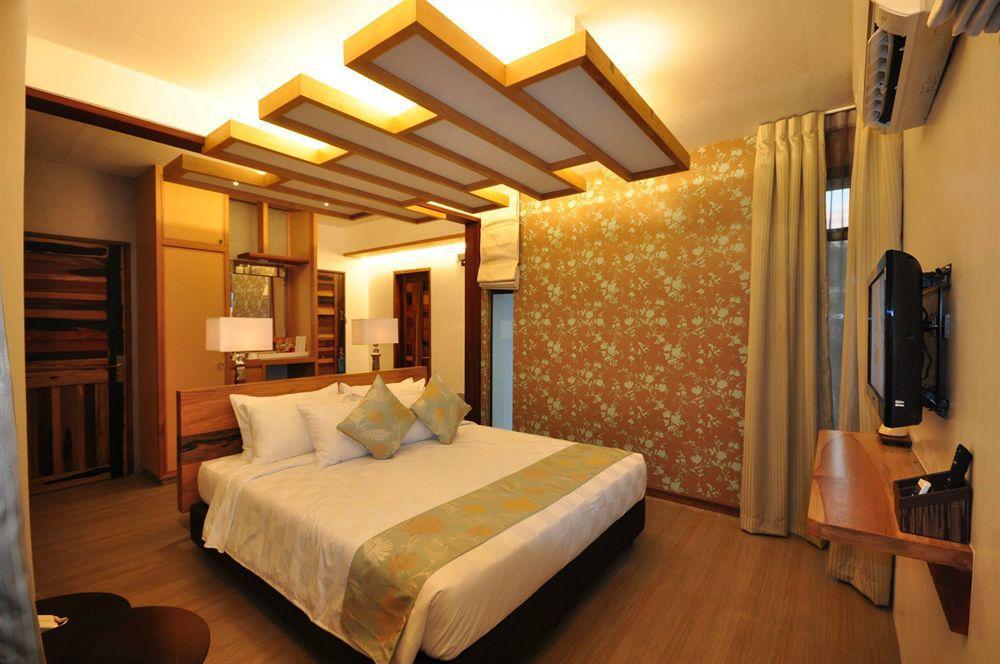 Infinity Resort Puerto Galera Buitenkant foto