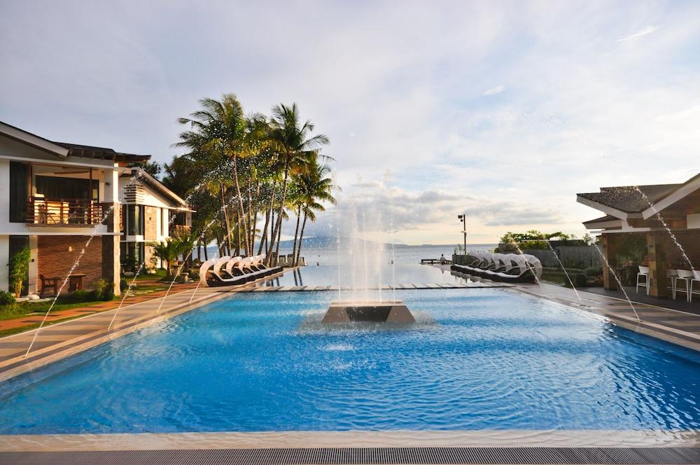 Infinity Resort Puerto Galera Buitenkant foto