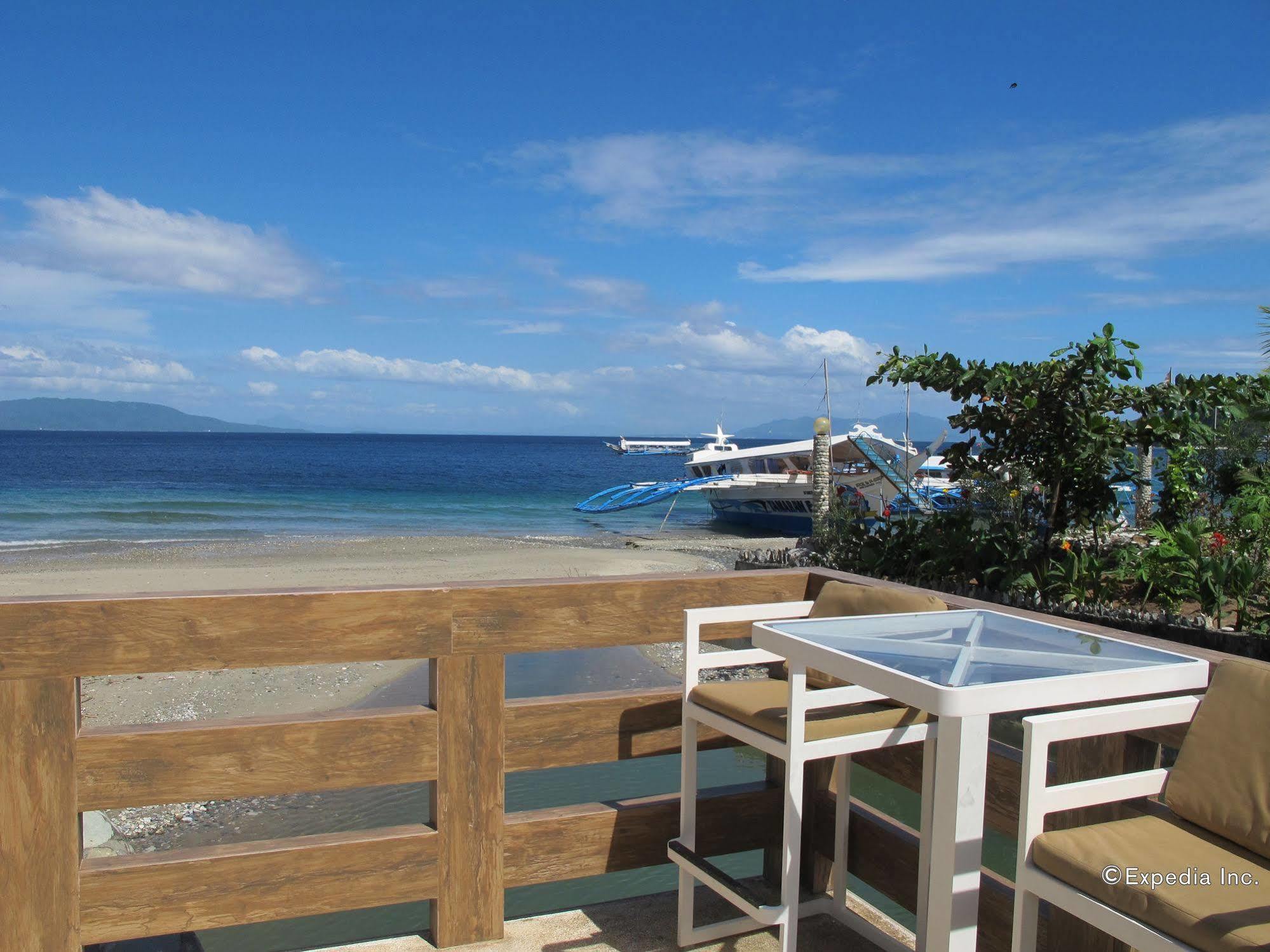 Infinity Resort Puerto Galera Buitenkant foto
