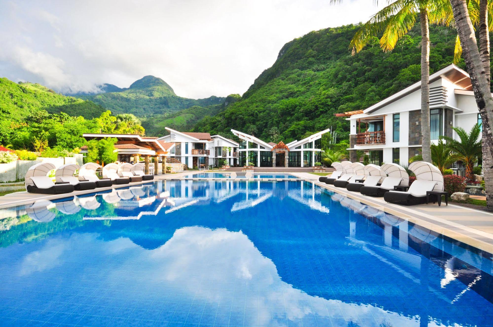 Infinity Resort Puerto Galera Buitenkant foto