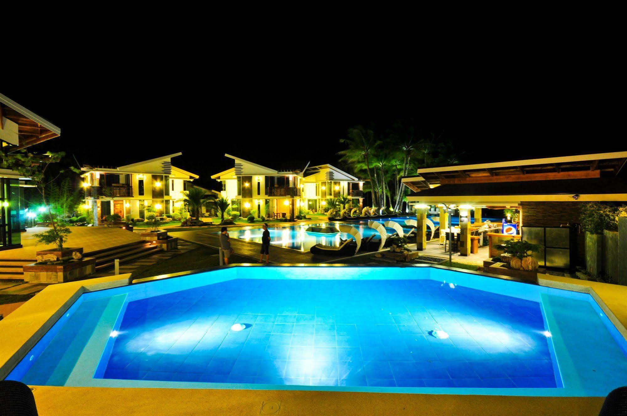 Infinity Resort Puerto Galera Buitenkant foto